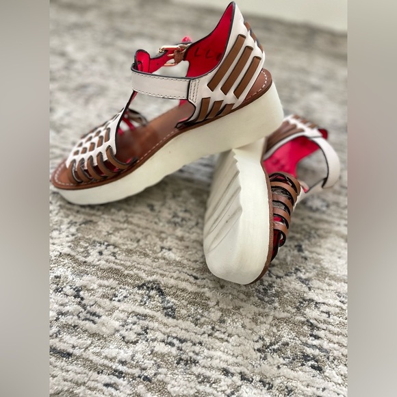 Rare Coach Putnam Huarache Leather Platform Sandals Legacy size 9 - Picture 2 of 13